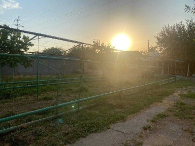 Продаётся дом на участке 8 соток.
