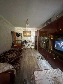 Продам 2-х комнатную на ТТЗ-1.Диадора. Кирпич. 2/1/4