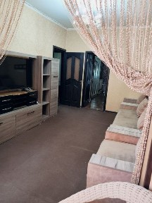 Срочно продам Чиланзар 3 квартал 3/3/4 балкон 1.5×3 мебель + техника