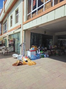 Станция бозорида 3 каватли магазин сотилади (бартер хам бор)