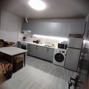 Uy sotiladi 4 sotix fasad 14×31 narxi 99000$