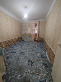 9bozor yonida 2xona 1etaj
