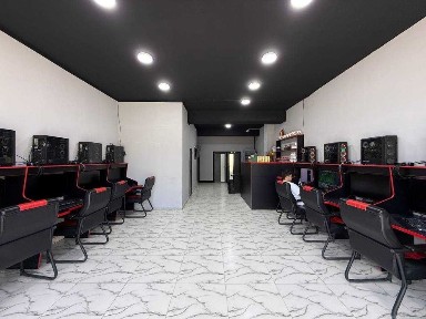 Tayyor 93m2 + 50m2 yerto'lasiga ega noturar do'kon sotiladi#a508