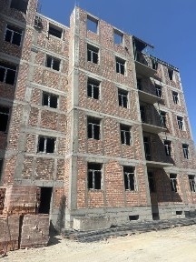 Урганч шахар (эски Водник) 1 хонали 40,9 м² кв сотилади