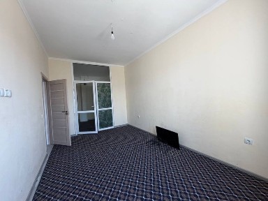 Срочно продаються 2 х комн кварт в Самарканд массиве Карасув