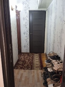 Срочно продается на Авиасозлар-2 (2/1/4 сред ремонт балкон 1.5х6)