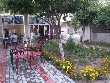 ARENDA OSHXONA ishlab turibdi xamma jixozlari bilan