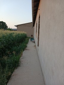 Uchastka sotiladi