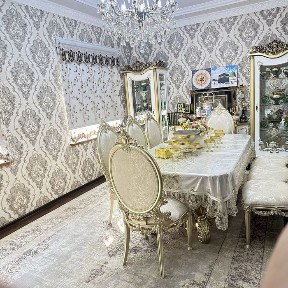Зангиота район Эркин курилишда уй сотилади.