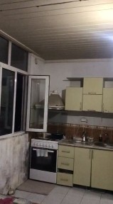Продам квартиру 2/4/4 Учхоз Геофизика кирпич 77серия