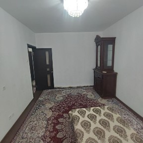 Сергели 7 а квартира сотилади