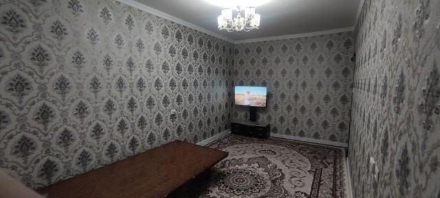 Янгихаёт Тумани Спутник 15 да 2 Хона Квартира Сотилади!
