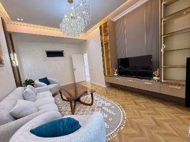 Продается 3 ком. Квартира площадью 82 кв. м. В Вокзале ор. Саодат