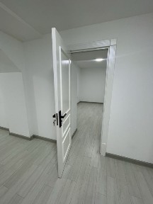 АРЕНДА Комнат под ОФИСЫ (Цум, Метро Космонавтов/Ойбек)