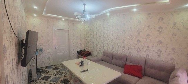 Samkochda 2 xonalı uy sotıladı.