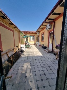 Uy sotiladi. Продаётся