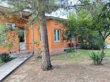 Продается участок/дом Мирзо Улугбекский район улица Дархан 9 соток