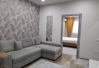Arenda chilonzor 3kv targovi 2/3xona luxs