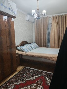 Продаю 5/1/5 Юнусабад 15. Парковка огород есть. 128000 уе. Эксклюзив
