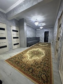 5/3/9. Сергели 6. Квартира 112 м²+лифтовая. Дом панелтный. Метро 800 м