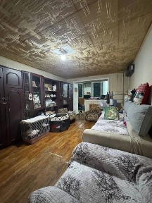 Шота Руставели. 2/2/4. 54м². Без ремонта.Z