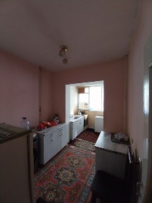 Уй сотилади. Продаётся 3х комнатная квартира