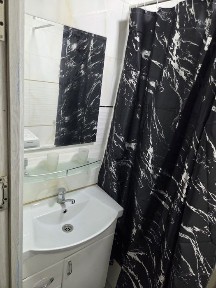 Продаётся своя квартира без посредников на Ю. Абаде. можно в рассрочку