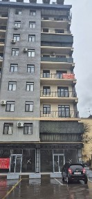 Karopka xolatidagi 2 xonali uy sotiladi. 3 xona qilish imokoniyati bor