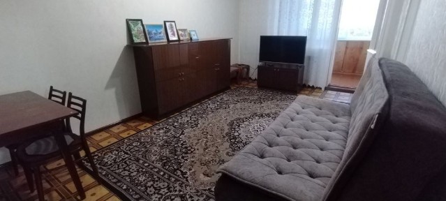 Сдаю на долгий срок 2х комн. квартиру