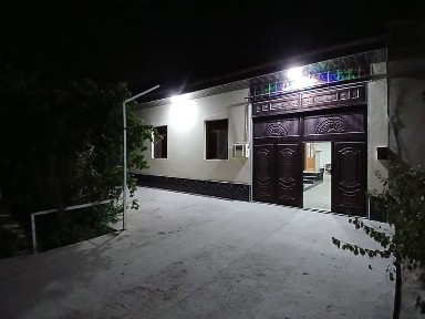 Hovli.