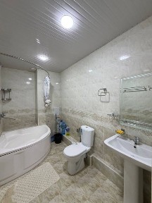 Sotiladi 2x xonali kvartira (65.000$ савдоси бор) Ислохот 17