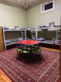 Olmazor tumani BERUNI mahalla Fayzli honadon ( Hovli) Talaba Qizlar u