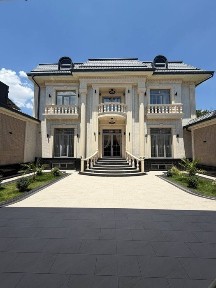 Продаётся шикарный дом по адресу Бусыгина заходи и живи