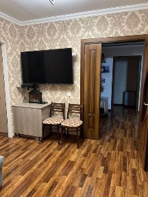 Продаётся собсвенная квартира 2/9/9 переделаная в 3 комнатную