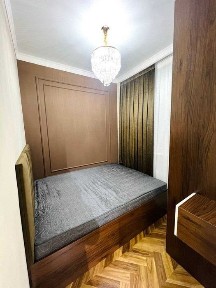 Продается 2в3/1/4 на Авиасозлар-3 дворец Авиастроитель 48 кв2 (R)