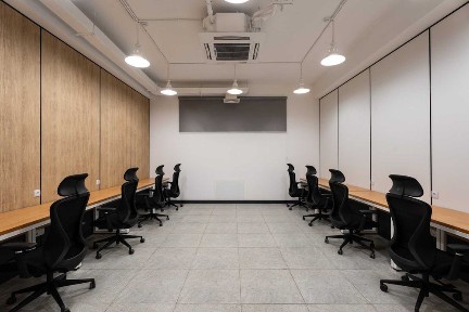 Офис на 6-10 человек | Rooms Coworking