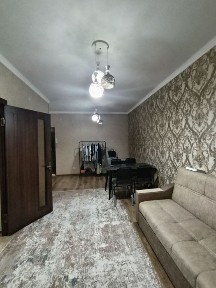 Sotiladi 1 xona choshtepada