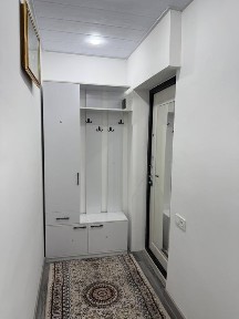 Арендага 2 хона 2 этаж Микрорайонда жойлашган. Агентство
