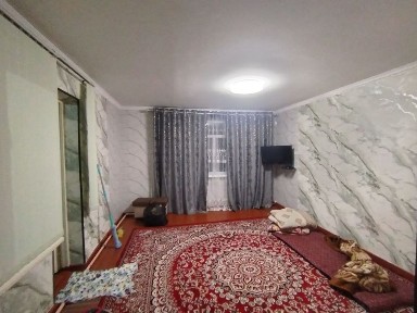 Uy sotiladi 1 xonali 23.000$