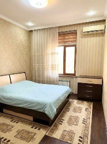 Rent 2-Room Apartment in City Centre 10 Min Walk to Amir Temur Square