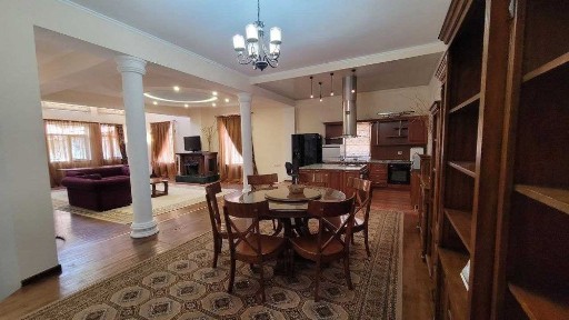 Сдаётся дом в аренду за Гостиницей Россией (Фото и инфо реальное)