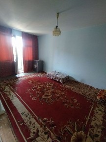 Вокзалда 2 хонали квартира бор, студент йоки ишлайдиганларга