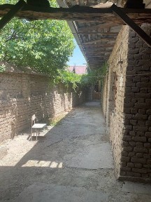 Продаётся Дом 3х ком 1.5 соток в Янгиюле на Типографии