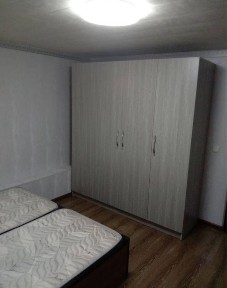 Ижарага уй берилади медгородок 2 хона 2 этаж хамма шаройит бор 300&