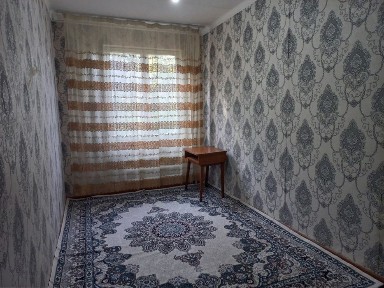 12 kvartl mo'ljal Oazis center 2 qavat 2 xona qiz oila ga bez makler