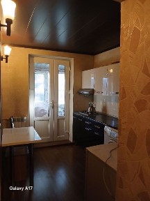 Продаётся 1 комн. квартира 5/5дома. Кирпич. По ул. Мукими