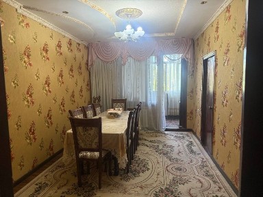 Продаю квартиру Яшнабадский р-он Авиасозлар-Слонима 2-ком 3-этаж 4-эта