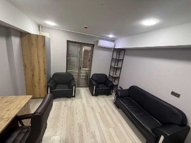 Сдам 17 м² Офис в Аренду. Заводская. Аэропорт корзинка. Яккасарайский!