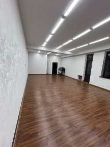 Аренда под офис 3 комната 90кв. м мост Узгариш Южний 800у. е