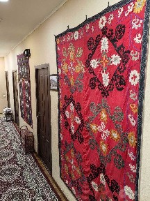 Продается Хостел, Салон красоты и ателье на Дархане в Ташкенте.